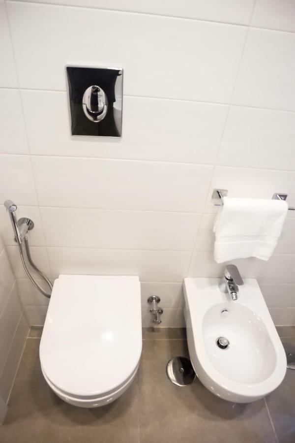 Kerbaker 14 Bed & Breakfast Napoli Exterior foto
