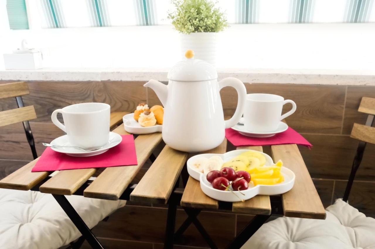 Kerbaker 14 Bed & Breakfast Napoli Exterior foto