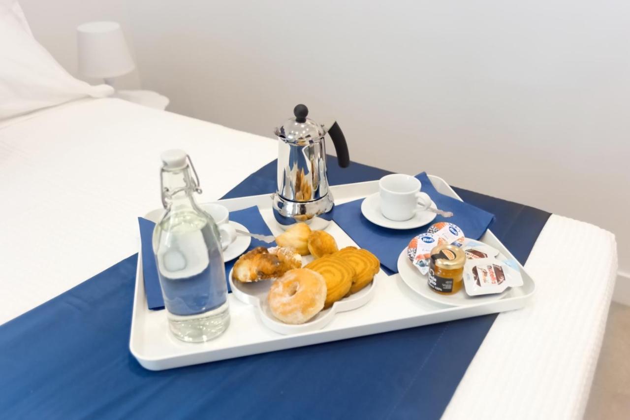 Kerbaker 14 Bed & Breakfast Napoli Exterior foto