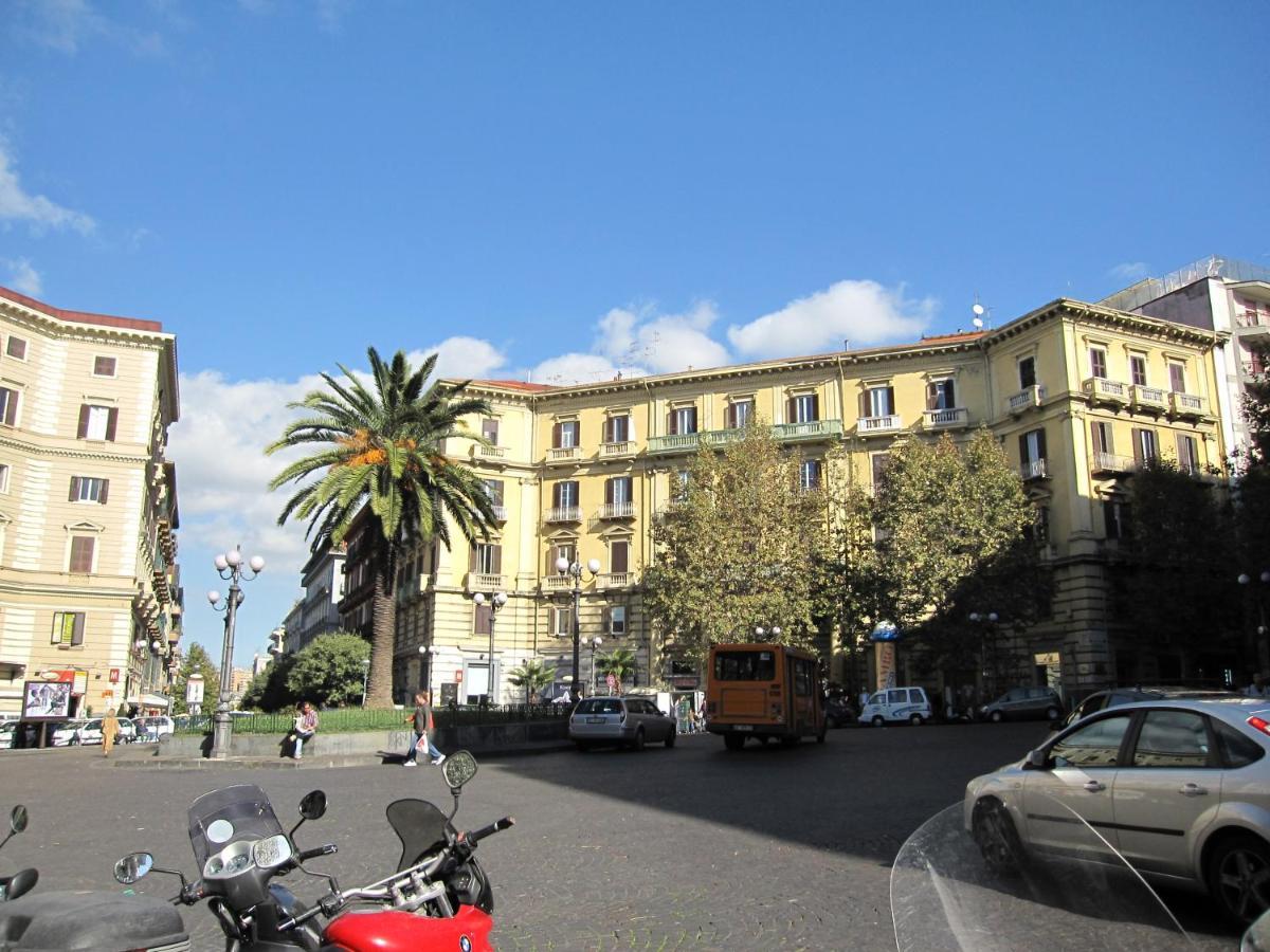 Kerbaker 14 Bed & Breakfast Napoli Exterior foto