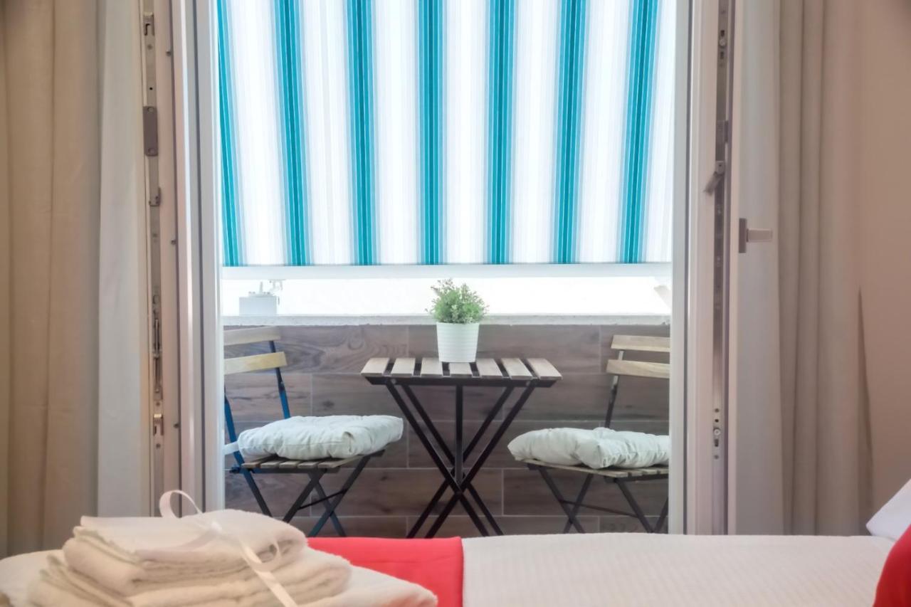 Kerbaker 14 Bed & Breakfast Napoli Exterior foto